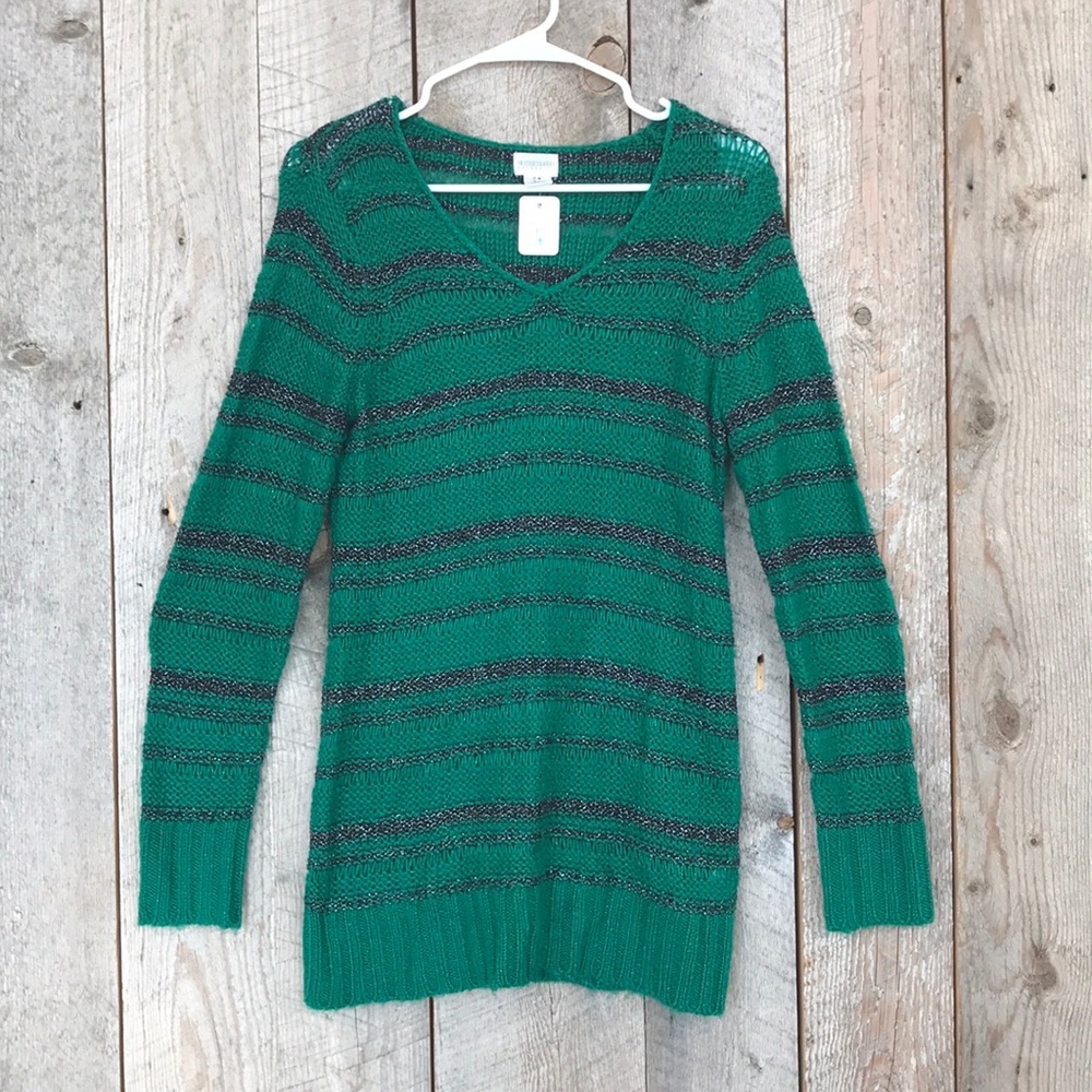 Motherhood green black silver stripe v neck M